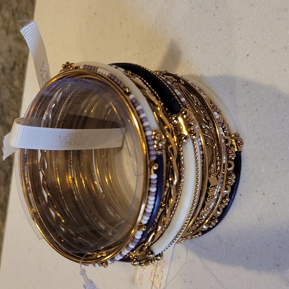 Bangles - Picture 2 of 2